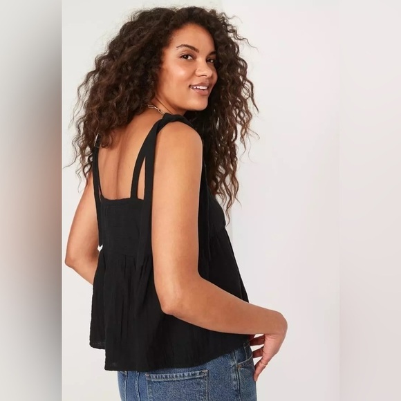 NWT! Old Navy Tie-Shoulder Waist-Defined Swing Cami Blouse - Medium 🤎 - Picture 3 of 10